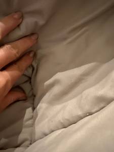 Petite coquine blonde coquine à plan-cul-voveix