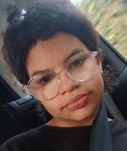 Papinlucie19, femme coquine de 18 ans - Vend�e