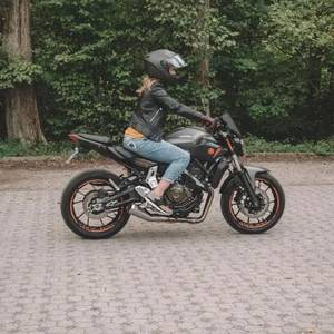 Femme célibataire 35 ans à 