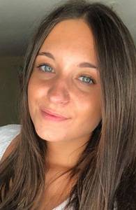 Petite coquine   de plan-cul-yvrac-et-malleyrand