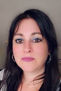 Femme célibataire 40 ans à Nimes