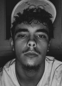 célibataire 19 ans