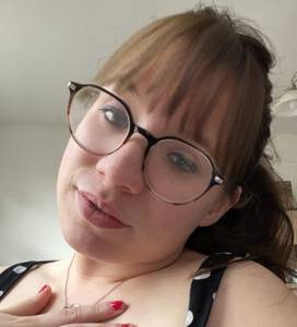 Femme célibataire 26 ans à Caen