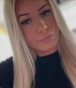 Femme célibataire 26 ans à Reims