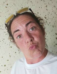 Femme célibataire 40 ans à Troyes