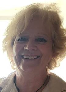 Femme célibataire 66 ans à Nice