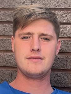 Tu veux prendre contact? célibataire 22 ans