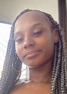 Femme célibataire 23 ans à 