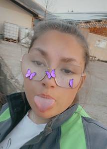 Femme célibataire 18 ans à Valence