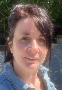 Femme célibataire 46 ans à Nimes