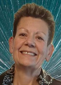 Femme célibataire 58 ans à Nantes