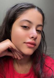 Femme célibataire 21 ans à Paris-3e