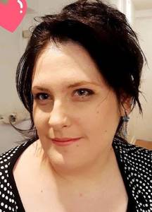 Femme célibataire 33 ans à Nanterre