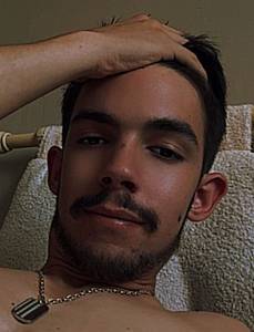 célibataire 21 ans