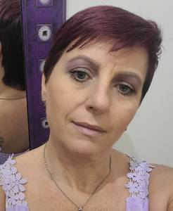 Femme célibataire 48 ans à Nimes