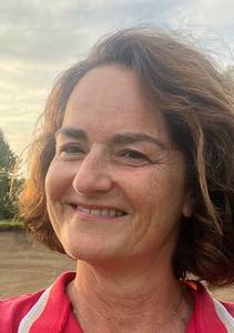 Femme célibataire 49 ans à Amiens
