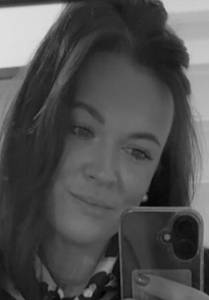 Femme célibataire 32 ans à Arras