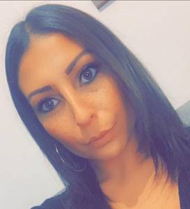 Femme coquine   à plan-cul-wissant