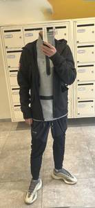 Johnnie rencontre avec Johnnie