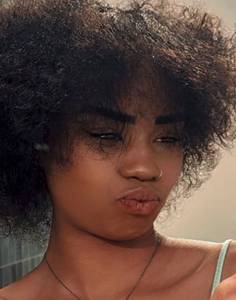 Nahe, femme coquine de 18 ans - Nivre