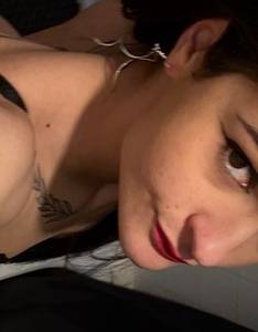 Photo du profil Iris, 22 ans à Paris 18 Buttes-Montmartre