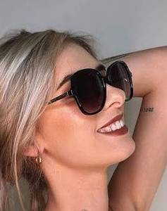 Saintlou33, femme coquine de 28 ans - Rhne