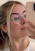 Femme célibataire 23 ans à Nimes