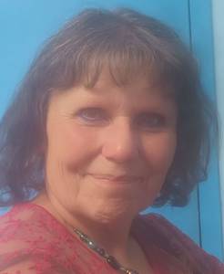 Femme célibataire 63 ans à Angers