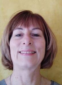 Femme célibataire 60 ans à Nimes