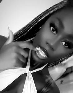 Femme célibataire 20 ans à Vienne