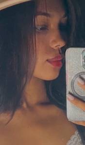 Mily, femme coquine de 20 ans - Goinia
