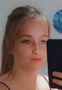 Femme célibataire 33 ans à Rochefort