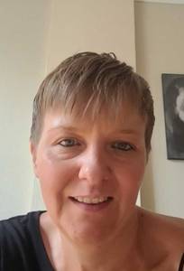 Femme célibataire 44 ans à Evry