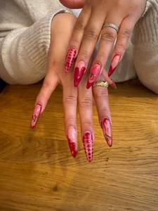 Femme célibataire 25 ans à Nanterre