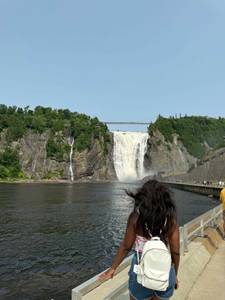 Femme célibataire 23 ans à Saint-Etienne