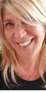Femme célibataire 64 ans à Nice