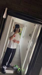 Lucas913300, femme coquine de 20 ans - Loire