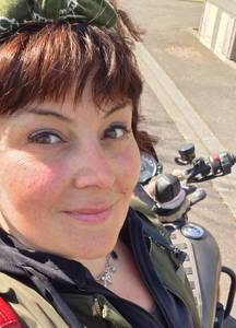 Pin-up14, femme coquine de 18 ans - Calvados