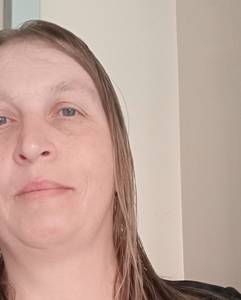 Femme célibataire 46 ans à Nantes