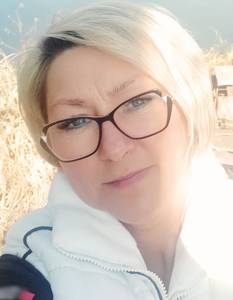 Femme célibataire 49 ans à Le Puy-en-Velay