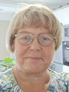 Femme célibataire 63 ans à Dijon