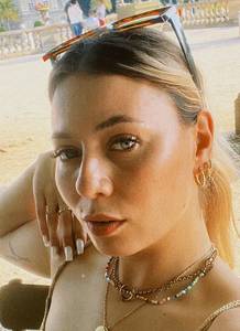 Femme célibataire 38 ans à Amiens