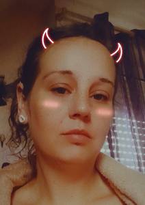 Femme célibataire 33 ans à Laval