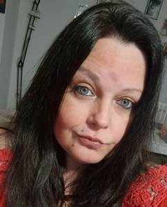 Femme célibataire 39 ans à Evry