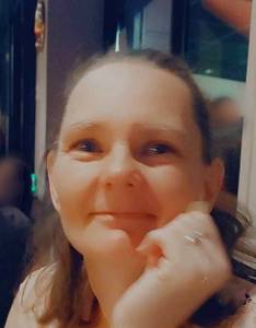 Femme célibataire 45 ans à Rennes