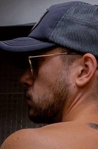 Tu veux prendre contact? célibataire de Paris