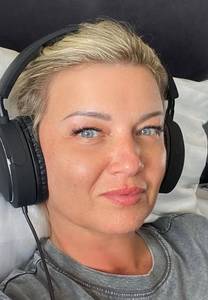 Femme célibataire 40 ans à Sion