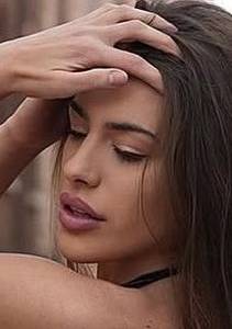 Femme célibataire 28 ans à Dijon