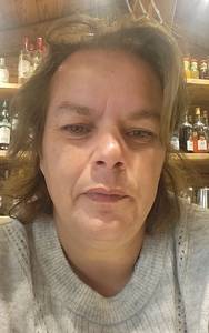 Femme célibataire 49 ans à Sion