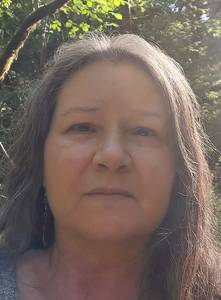 Femme célibataire 60 ans à 
